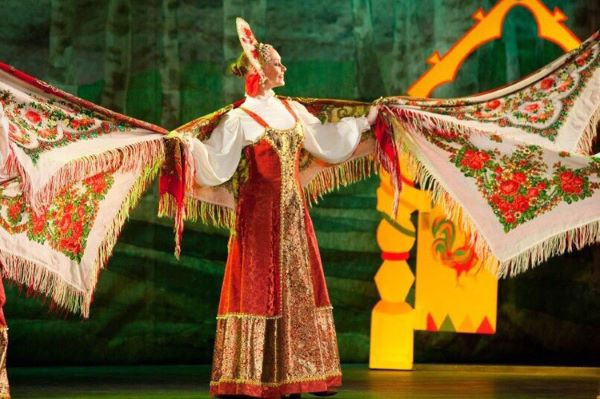 Folklore show Russia in Fairytales in Saint-Petersburg