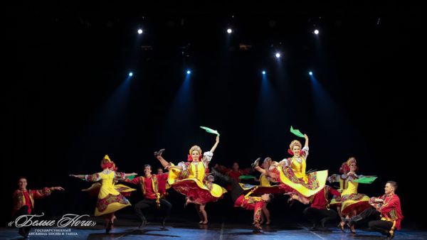 Folklore show "Russia In Fairytales" in Youth House on Vasilyevsky Island in Saint-Petersburg