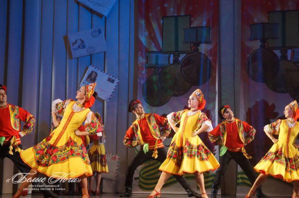 Folklore show "Russia In Fairytales" in Youth House on Vasilyevsky Island in Saint-Petersburg