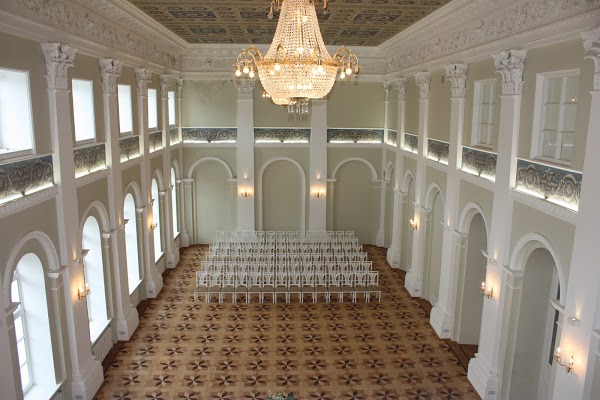 Дом Молодежи на Васильевском  острове в Санкт-Петербурге - Youth House on Vasilyevsky Island in Saint-Petersburg