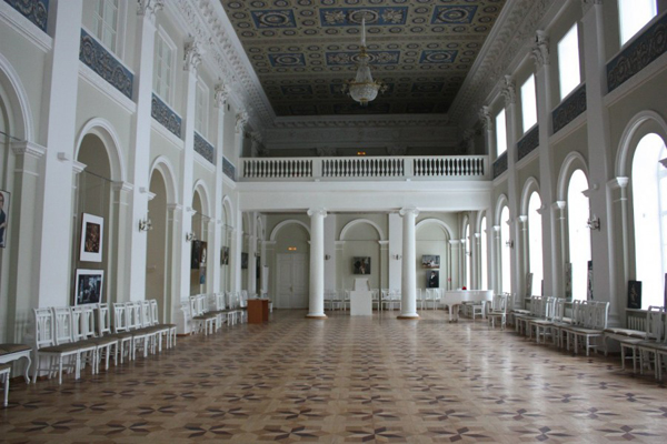 Дом Молодежи на Васильевском  острове в Санкт-Петербурге - Youth House on Vasilyevsky Island in Saint-Petersburg